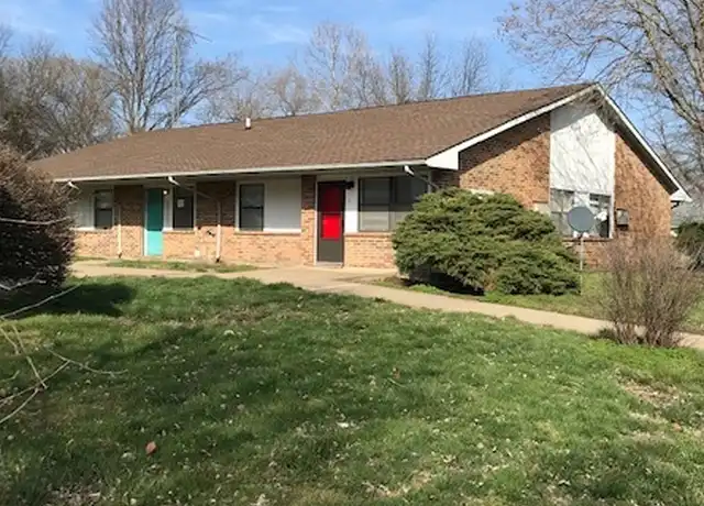 Property at 300 W Clay St Unit 5, Smithton, MO, 65350, 2 beds, 1 bath, [object Object]