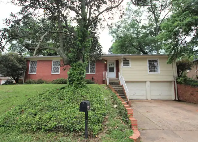 Property at 1210 Graham Dr, Tyler, TX, 75701, 4 beds, 2 baths, [object Object]