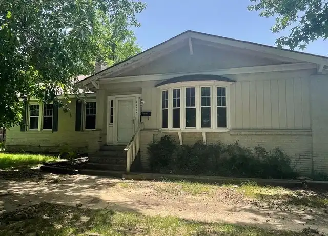 Property at 1900 Tilles Ave, Fort Smith, AR, 72901, 3 beds, 2 baths, [object Object]