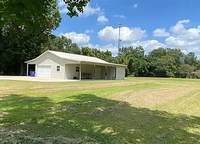 Property at 320 Stewart St Unit B, Kountze, TX, 77625, 2 beds, 1 bath, [object Object]