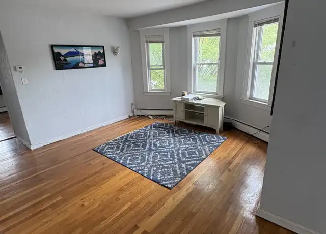 Property at 879 Broadway Unit 2, Somerville, MA, 02144, 3 beds, 1 bath, [object Object]