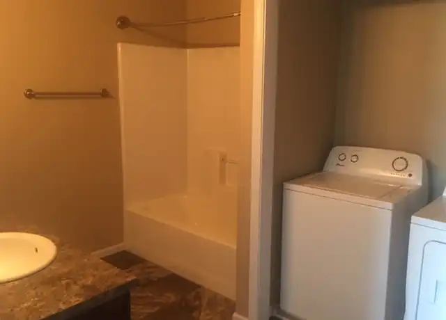 Property at 2301 S Ellis Rd, Sioux Falls, SD, 57106, 2 beds, 1 bath, [object Object]