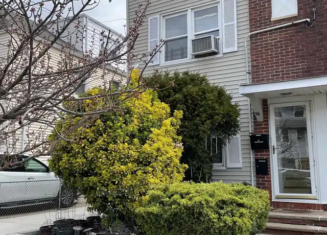Property at 16 Kelly Pkwy Unit 1, Bayonne, NJ, 07002, 1 bed, 1 bath, [object Object]