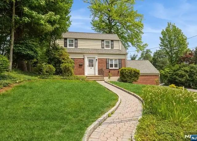 Property at 79 Lexington Ave, Cresskill, NJ, 07626, 3 beds, 2 baths, [object Object]
