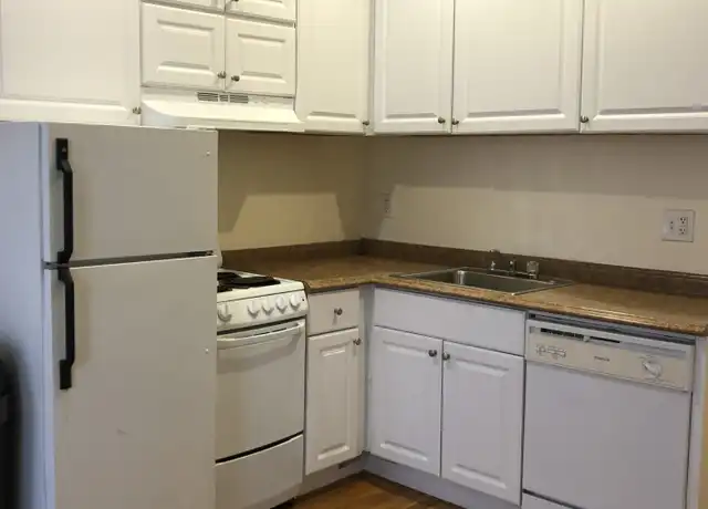 Property at 28 Phillips St Unit 1, Boston, MA, 02114, 2 beds, 1 bath, [object Object]