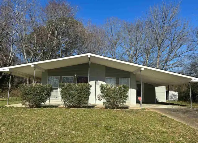 Property at 2502 Vining Cir NW, Huntsville, AL, 35810, 4 beds, 1 bath, [object Object]