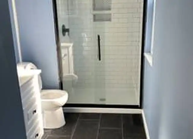Property at 8 Parkrose Ct Unit Master suite, Ballwin, MO, 63011, 1 bed, 2 baths, [object Object]