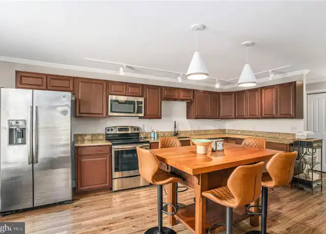 Property at 666 W Germantown Pike #2720, Plymouth Meeting, PA, 19462, 2 beds, 1.5 baths, [object Object]