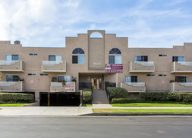 Property at 14128 Gilmore St Unit 204, Van Nuys, CA, 91401, 2 beds, 2 baths, [object Object]