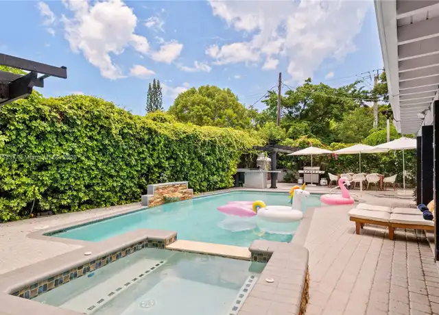 Property at 401 SW 23rd Rd, Miami, FL, 33129, 5 beds, 5 baths, [object Object]