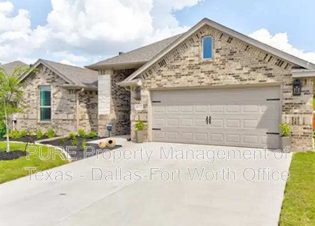 Property at 1612 Town Creek Cir, Weatherford, TX, 76086, 3 beds, 2 baths, [object Object]