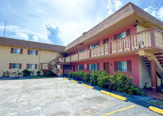 Property at 932 W Kalmia Dr Unit 3, West Palm Beach, FL, 33403, 2 beds, 1.5 baths, [object Object]