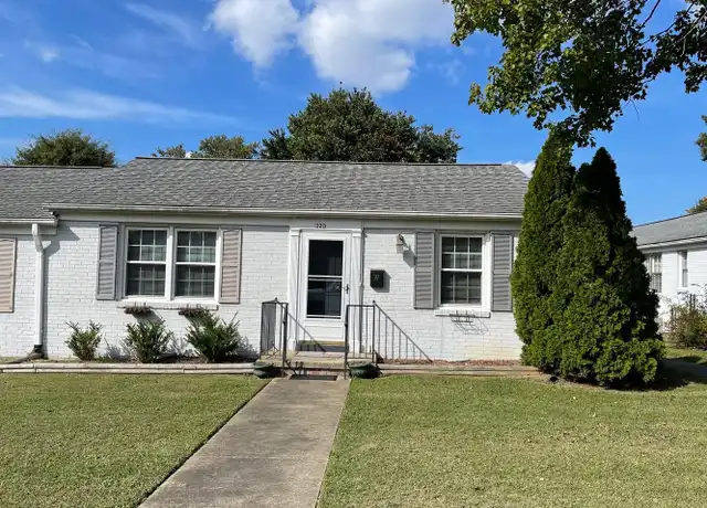 Property at 1600 W Front St Unit 32D, Burlington, NC, 27215, 2 beds, 1 bath, [object Object]