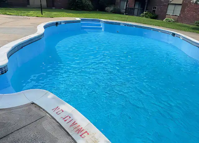 Property at 1274 E Main St Unit Atrium Condominiums, Meriden, CT, 06450, 2 beds, 1 bath, [object Object]