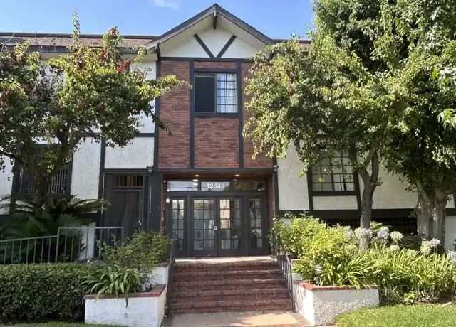 Property at 12633 Burbank Blvd, Valley Village, CA, 91607, 1 bed, 1 bath, [object Object]