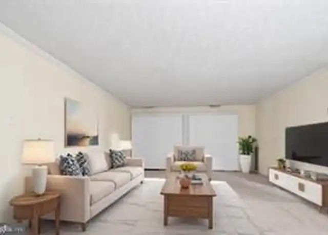 Property at 10112 Campus Way S Unit 201-8B, Largo, MD, 20774, 1 bed, 1.5 baths, [object Object]
