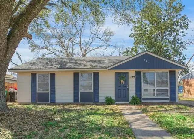 Property at 701 Churchill Dr, Lafayette, LA, 70506, 3 beds, 1 bath, [object Object]