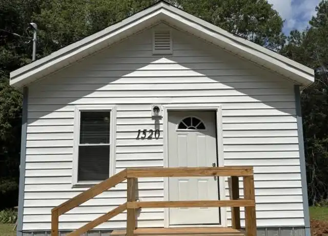 Property at 1520 Race Track Rd, Lavinia, TN, 38348, 1 bed, 1 bath, [object Object]