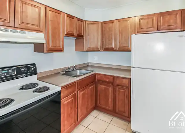 Property at Northfield Manor Apartments - 62 Hurdis St, North Providence, RI, 02904, 2 beds, 1 bath, [object Object]