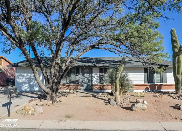Property at 2542 W Vereda de la Tierra, Tucson, AZ, 85746, 3 beds, 2 baths, [object Object]