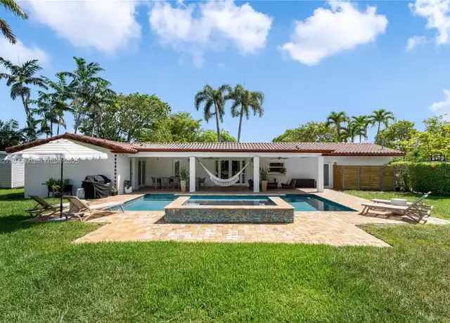 Property at 8821 SW 176th St, Palmetto Bay, FL, 33157, 3 beds, 2 baths, [object Object]