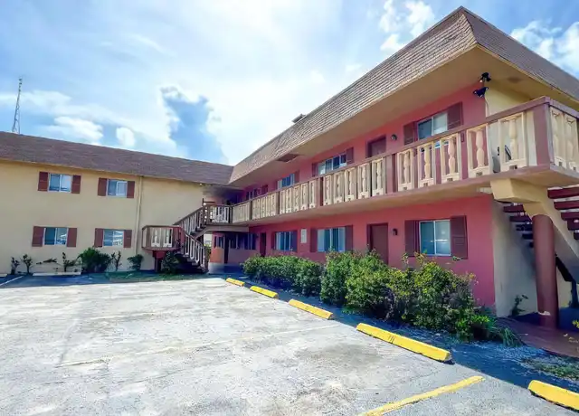 Property at 932 W Kalmia Dr, West Palm Beach, FL, 33403, 2 beds, 1 bath, [object Object]