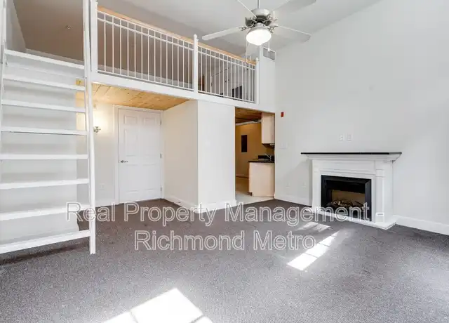 Property at 1321 1/2 E Main St Unit 203, Richmond, VA, 23219, 1 bed, 1 bath, [object Object]