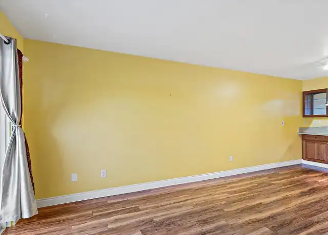 Property at 836 M St, Anchorage, AK, 99501, 1 bed, 1 bath, [object Object]
