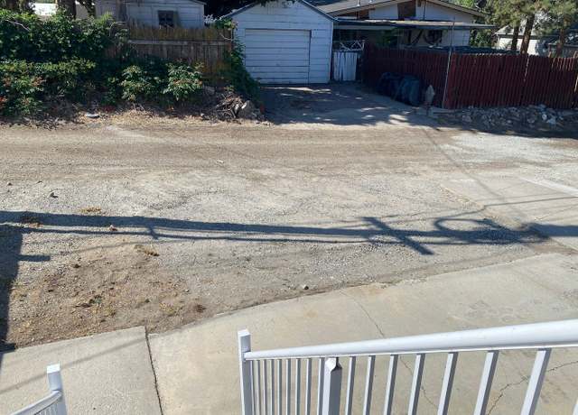 Photo of 320 E Nixon Ave Unit A, Chelan, WA 98816