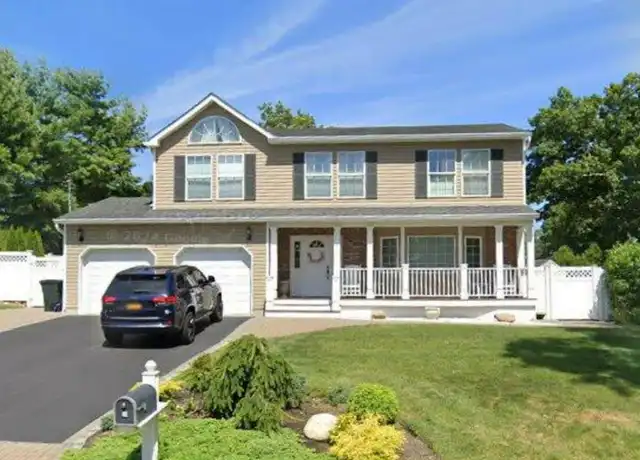 Property at 235 Avenue B, Ronkonkoma, NY, 11779, 1 bed, 1 bath, [object Object]