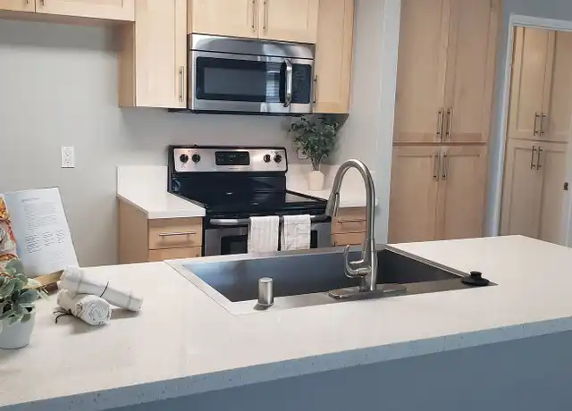 Property at 600 N Harbor Blvd Unit 0059, La Habra, CA, 90631, 1 bed, 1 bath, [object Object]