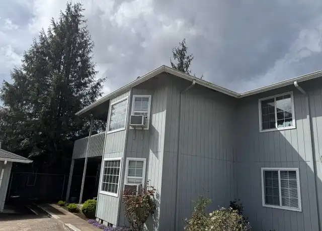 Property at 1201 R St #8, Springfield, OR, 97477, 2 beds, 1 bath, [object Object]