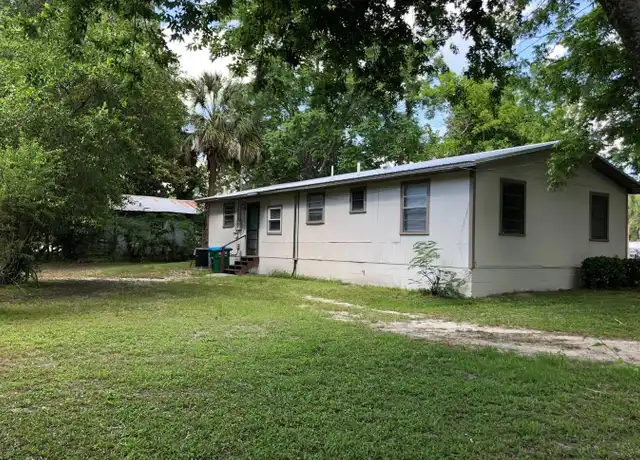 Property at 602 NW 250th St, Newberry, FL, 32669, 3 beds, 1.5 baths, [object Object]