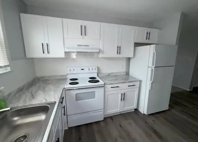 Property at 2404a S 2nd St Unit 2404B, Allentown, PA, 18103, 2 beds, 1 bath, [object Object]