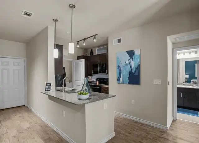 Property at 2600 Ella Blvd, Houston, TX, 77008, 1 bed, 1 bath, [object Object]