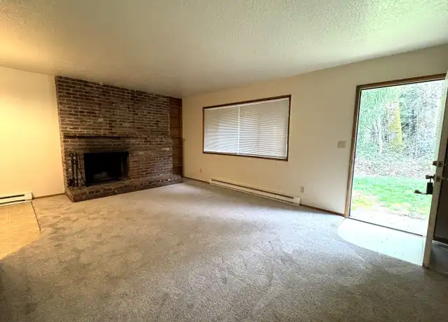 Property at 630 NE 69th Ave, Hillsboro, OR, 97124, 2 beds, 1 bath, [object Object]