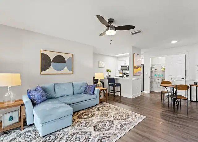 Property at Villas at St Johns Apartments - 7595 Baymeadows Cir W, Jacksonville, FL, 32256, 1-3 bed, 1-2 bath, [object Object]