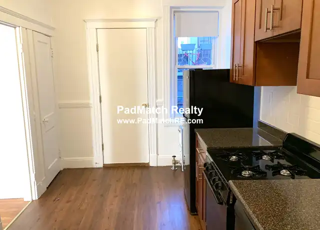 Property at 8 Vinal St Unit 11, Brighton, MA, 02135, 3 beds, 1 bath, [object Object]