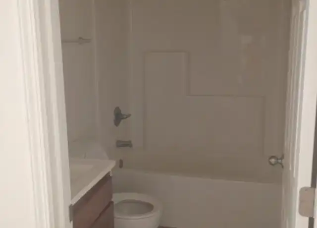 Property at 4008 Chase Dr, Farmington, MO, 63640, 1 bed, 1 bath, [object Object]