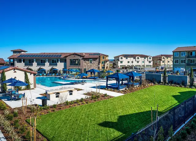 Photo of 500 Roseville Pkwy, Roseville, CA 95747