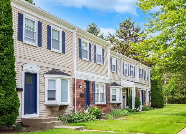 Property at Meadowfield Townhomes - 786 Lawton Ct, Rochester Hills, MI, 48307, 2 beds, 1.5 baths, [object Object]