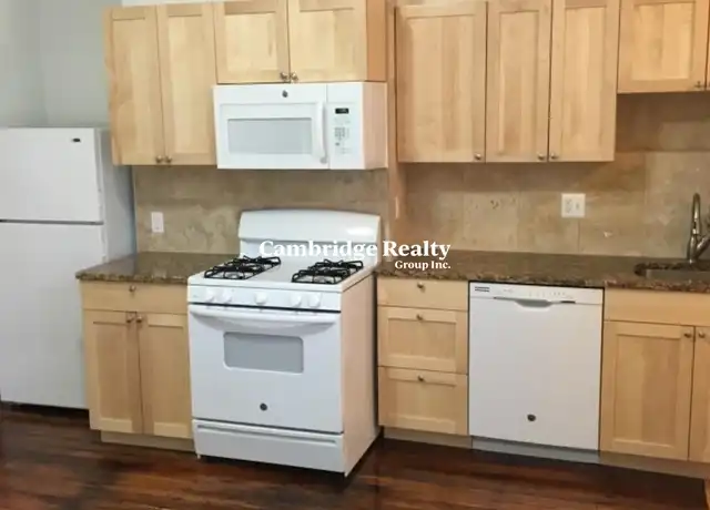 Property at 254 Windsor St Unit 1T, Cambridge, MA, 02139, 2 beds, 1.5 baths, [object Object]