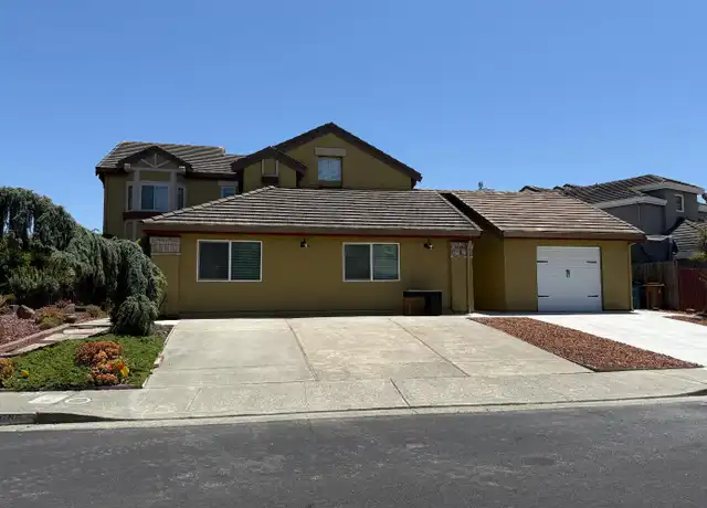 Property at 666 Belvedere Dr Unit 2, Benicia, CA, 94510, 2 beds, 2 baths, [object Object]