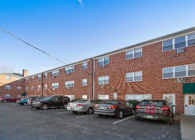 Property at 499 W Lancaster Ave, Downingtown, PA, 19335, 1 bed, 1 bath, [object Object]