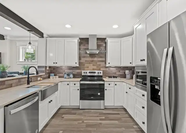 Property at Rolling Hills Estates - 14 Circle Dr, Carlisle, PA, 17015, 3 beds, 2 baths, [object Object]