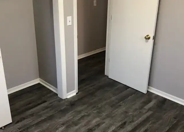 Property at 721 W Mary St Unit 2, Beatrice, NE, 68310, 2 beds, 1 bath, [object Object]