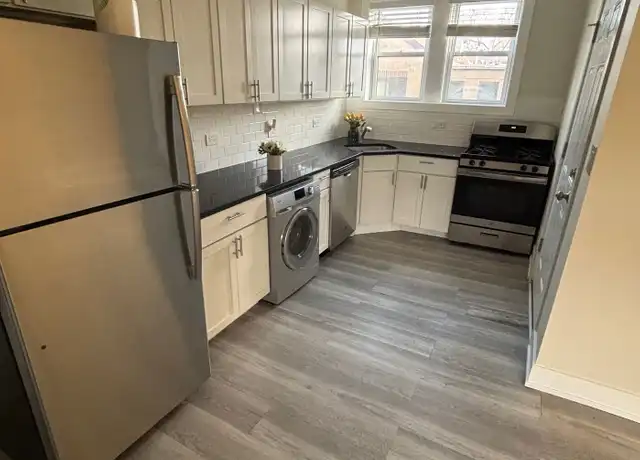 Property at 3817 N Greenview Ave, Chicago, IL, 60613, 2 beds, 1 bath, [object Object]