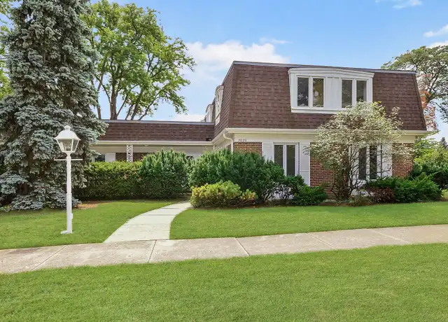 Property at 2025 Milton Ave, Park Ridge, IL, 60068, 5 beds, 3.5 baths, [object Object]
