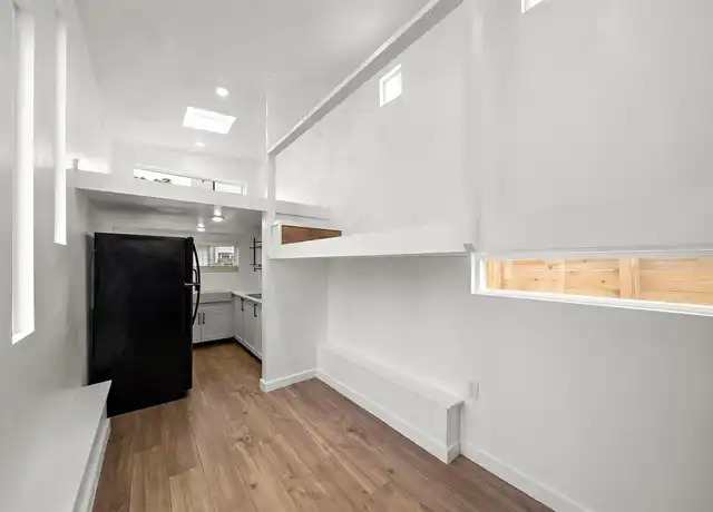 Property at 3511 Palmer St, Houston, TX, 77004, 2 beds, 1 bath, [object Object]