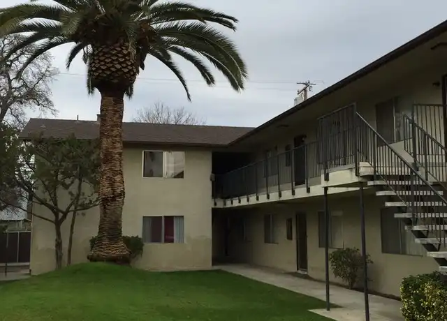 Property at 130 E 10th St Unit C, Hanford, CA, 93230, 2 beds, 1 bath, [object Object]